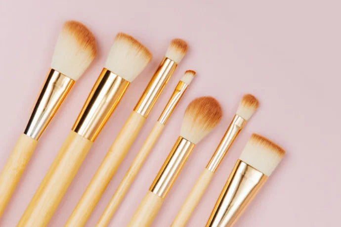 Fluffy Powder Brush – Soft, Airy Bristles for Natural Coverage